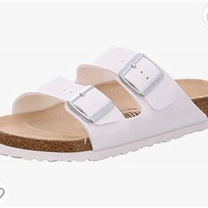 NWT - White Arizona Birkenstock Sandals